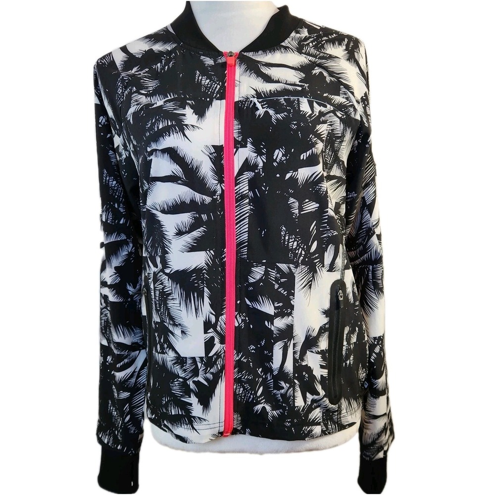 Fabletics Diana Bomber Jacket Womens Small Black & White Malibu Leaf Print Top - Picture 3 of 16